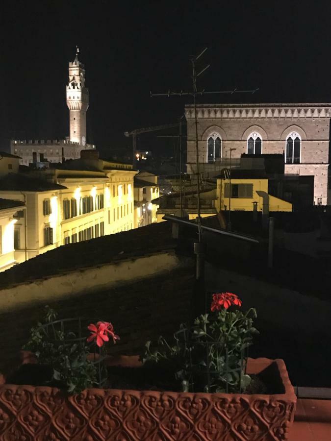 Appartement Romantic Terrace à Florence Extérieur photo