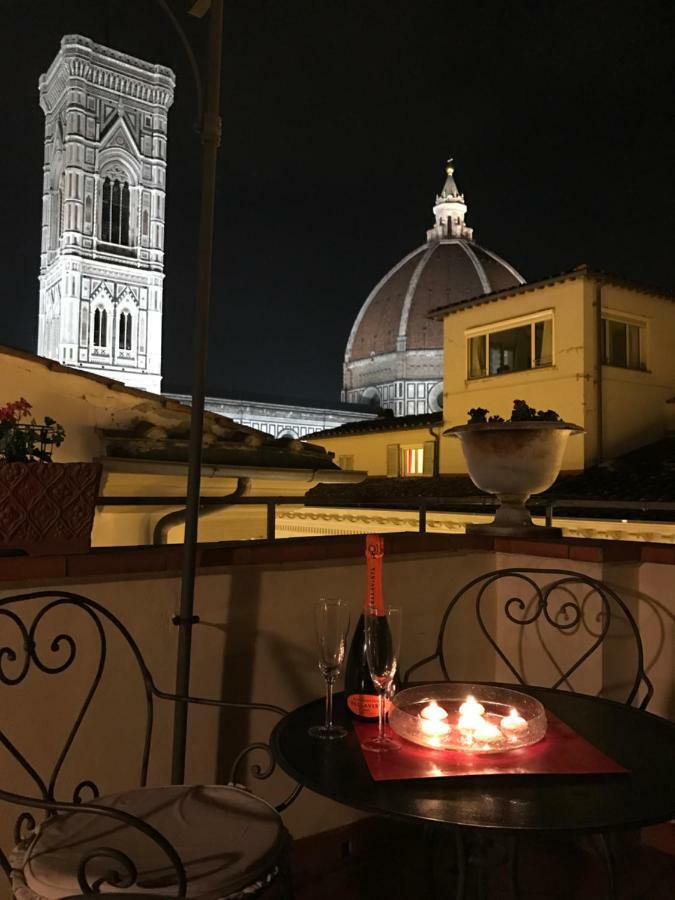 Appartement Romantic Terrace à Florence Extérieur photo